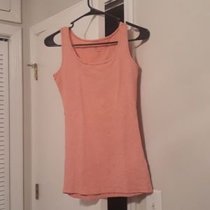 Sleeveless T-shirt